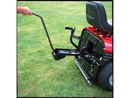 Mulčovací ucpávka pro zahradní traktor HF2417HB